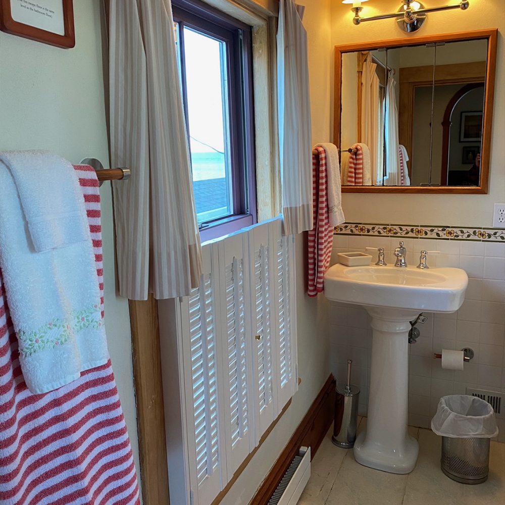 ElenaCrossHallSuite_Three